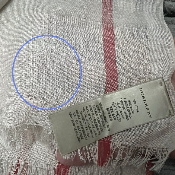 Burberry Check Wool Scarf - Picture 6 of 6